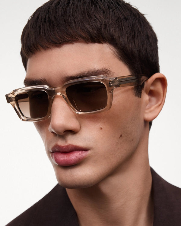 03 Core / Ecru & Gradient Brown Lens - Shade Files